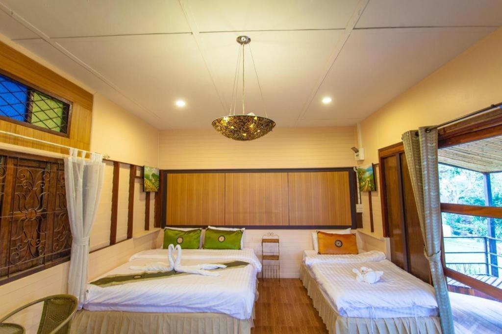 Dusit Talai Resort Mu Si Exterior photo