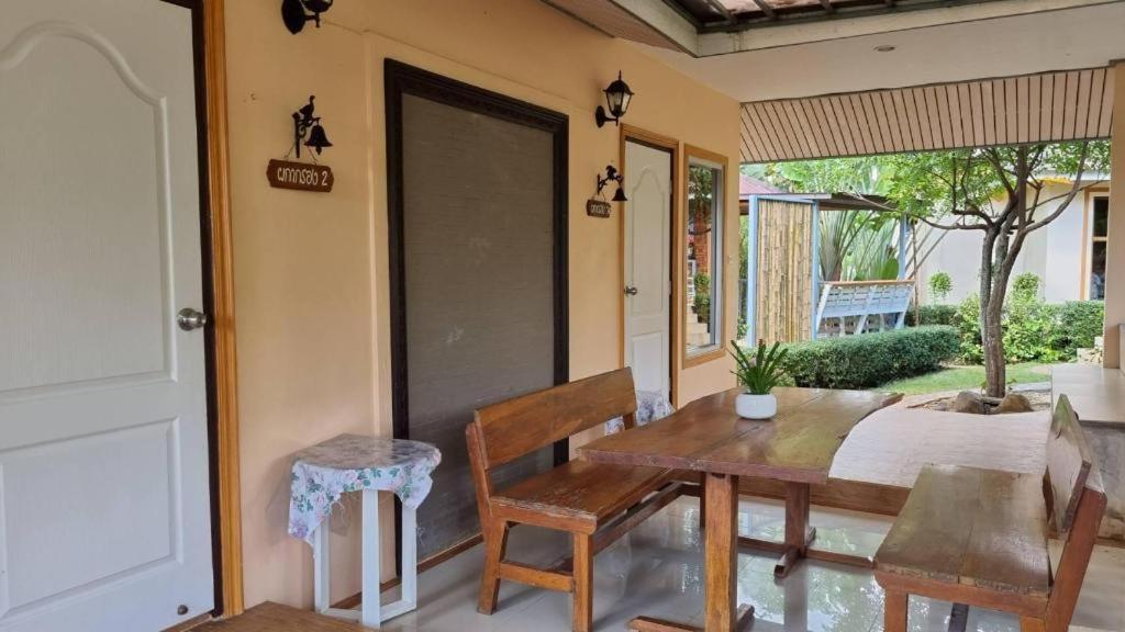 Dusit Talai Resort Mu Si Exterior photo