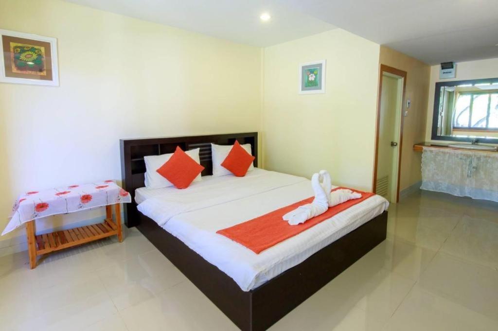 Dusit Talai Resort Mu Si Exterior photo